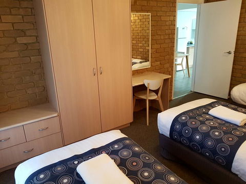 Tropicana Motor Inn - Queensland Tourism 29