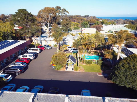 Tropicana Motor Inn - Queensland Tourism 15
