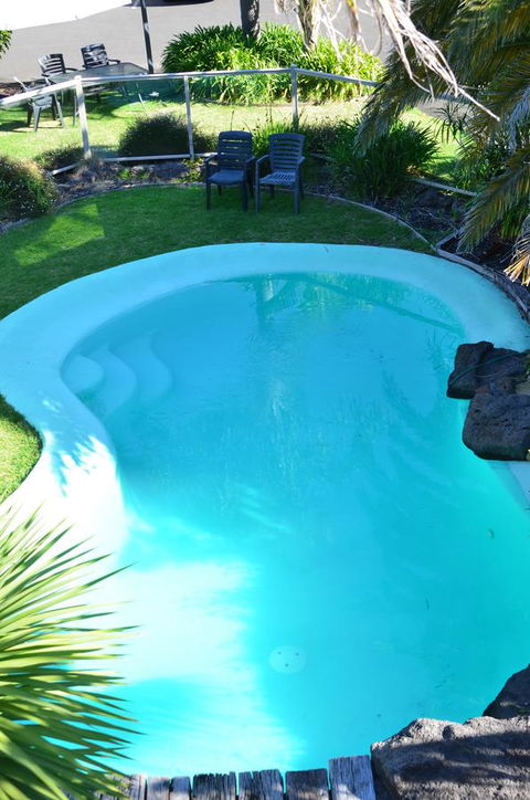 Tropicana Motor Inn - Queensland Tourism 1