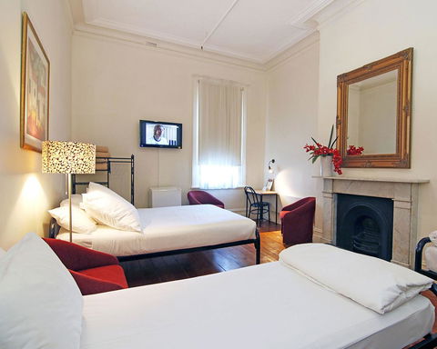 Hotel Claremont Guest House - QLD Tourism 10