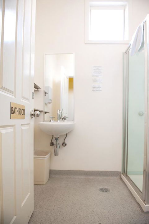 Hotel Claremont Guest House - QLD Tourism 42