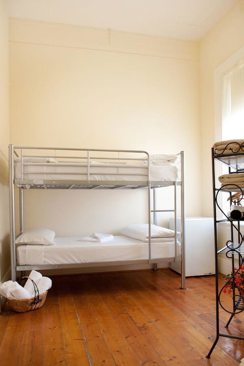 Hotel Claremont Guest House - QLD Tourism 41