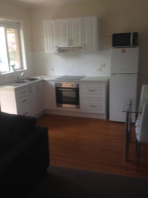Viewhill Holiday Units - Queensland Tourism 8