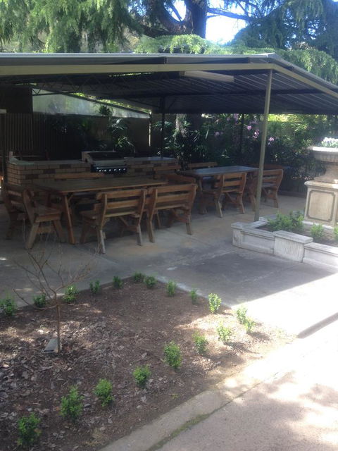 Viewhill Holiday Units - Queensland Tourism 5