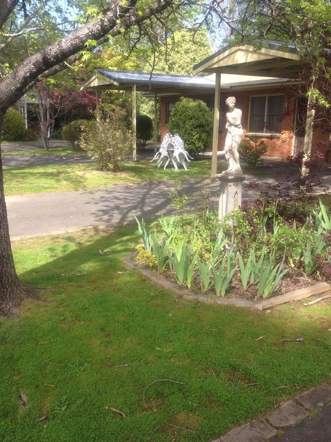 Viewhill Holiday Units - Queensland Tourism 0