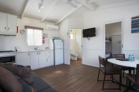 Kanasta Caravan Park - Queensland Tourism 20