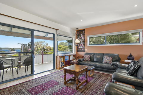 Black Dolphin Beach Penthouse - QLD Tourism 0