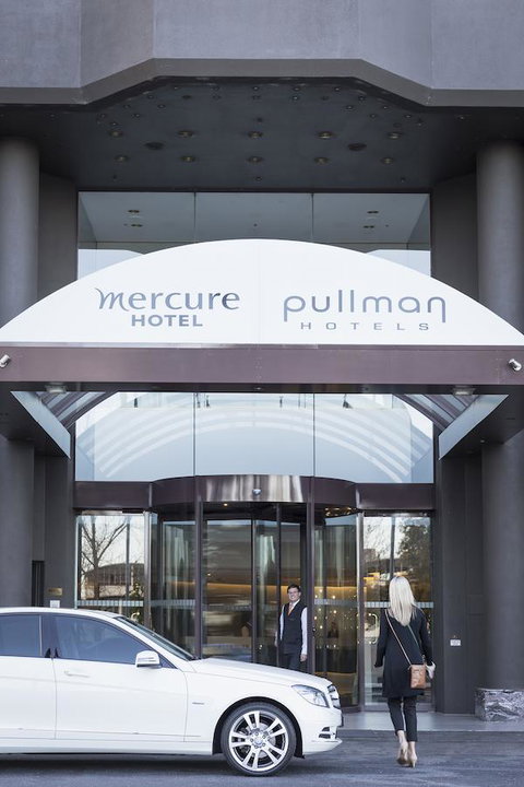 Pullman Melbourne Albert Park - QLD Tourism 10