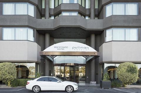 Pullman Melbourne Albert Park - QLD Tourism 21