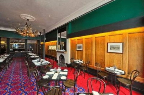 Middle Park Hotel - QLD Tourism 19