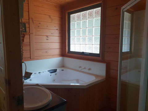 Kiramli Villas - Queensland Tourism 1