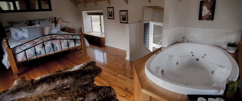 Abbys Cottages Bright - Queensland Tourism 27