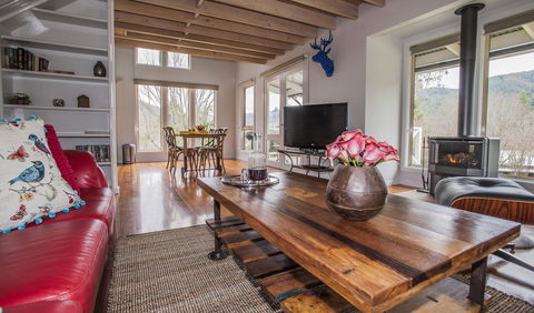 Abbys Cottages Bright - Queensland Tourism 15