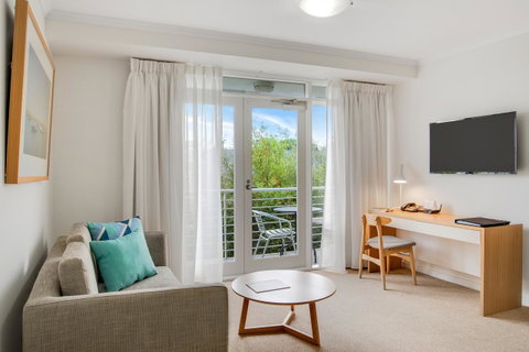 Aligned Corporate Residences Williamstown - QLD Tourism 24