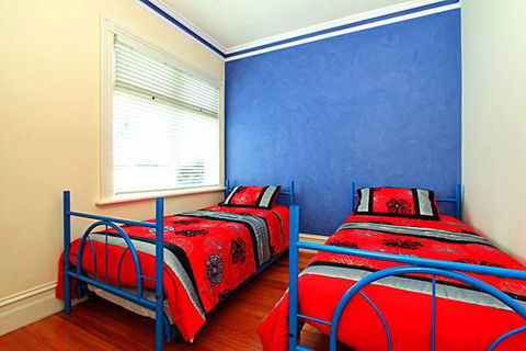 ABC Accommodation - Rosebud - QLD Tourism 8