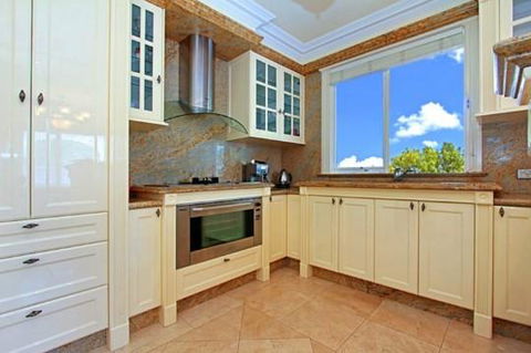 ABC Accommodation - Rosebud - QLD Tourism 4