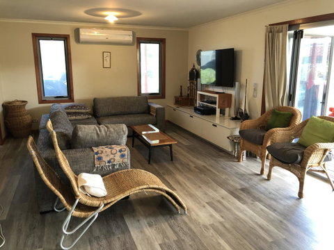 Beautiful, Cosy And Quiet - QLD Tourism 3