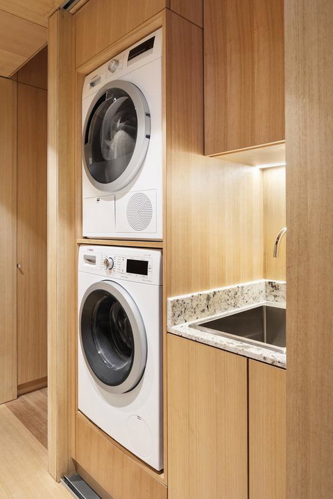 Converted Blue Stone Church - QLD Tourism 23