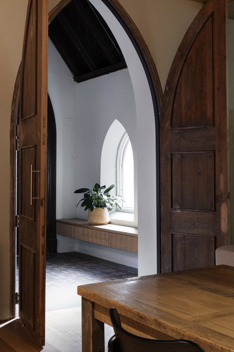 Converted Blue Stone Church - QLD Tourism 10