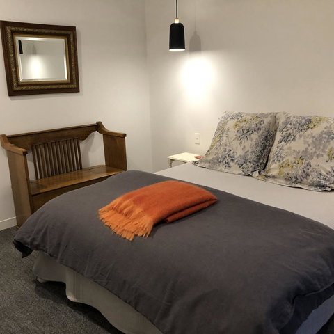 Saje\'s House & Pod - QLD Tourism 9
