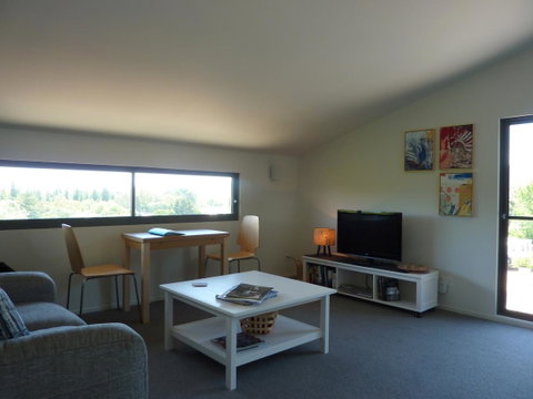 Saje\'s House & Pod - QLD Tourism 14