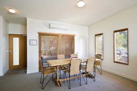 Lornebeach Apartments - QLD Tourism 42