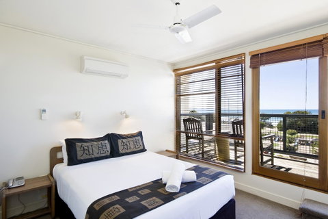 Lornebeach Apartments - QLD Tourism 8