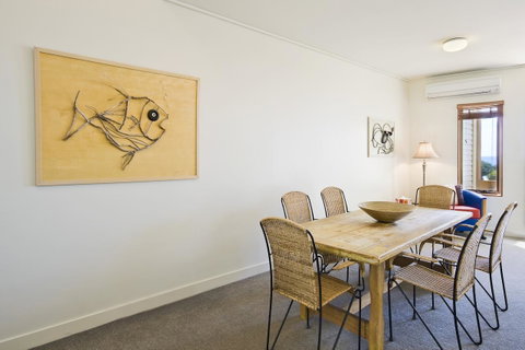 Lornebeach Apartments - QLD Tourism 14