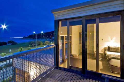 Lornebeach Apartments - QLD Tourism 18