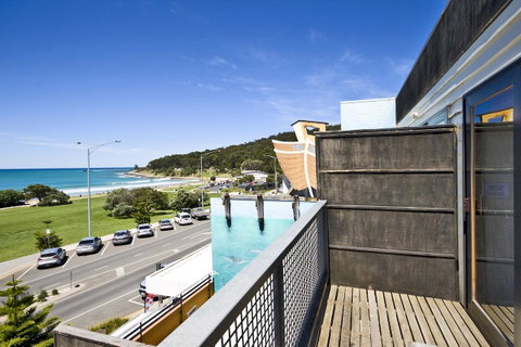 Lornebeach Apartments - QLD Tourism 40