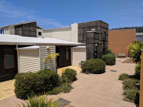 Lornebeach Apartments - QLD Tourism 4