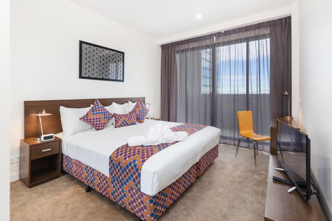 City Edge Dandenong Apartment Hotel - QLD Tourism 5