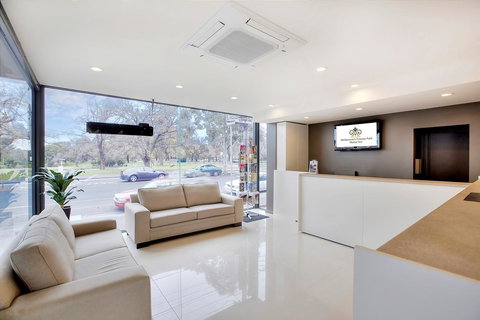 Melbourne's Princes Park Hotel - QLD Tourism 2