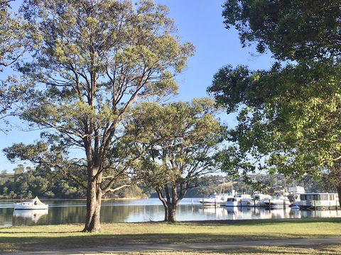 The Wheelhouse - 2BR Waterfront Apt In Town - QLD Tourism 6