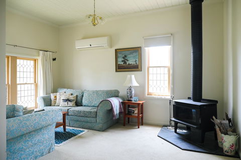 Miss Pym's Cottage - QLD Tourism 35