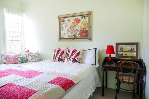 Miss Pym's Cottage - QLD Tourism 23