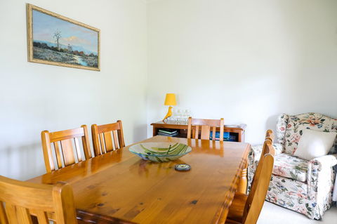 Miss Pym's Cottage - QLD Tourism 37