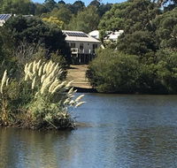 Lakeside Conti Villas - Queensland Tourism