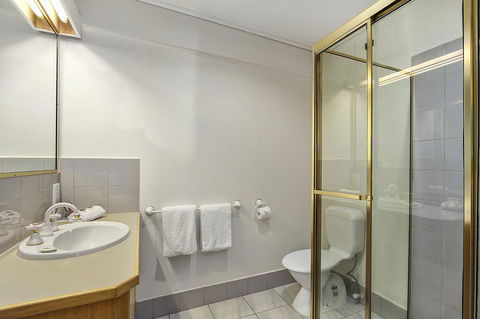 Knox International Hotel And Apartments - Queensland Tourism 17