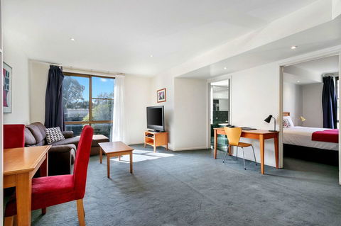 Knox International Hotel And Apartments - Queensland Tourism 27