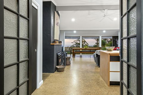 The Bird House - QLD Tourism 2