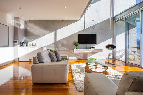 The Bunyip Retreat - QLD Tourism 2