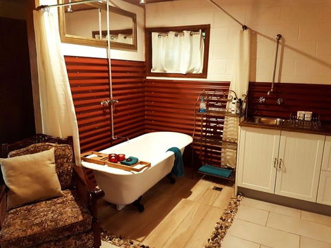 The Cabin - Queensland Tourism 2