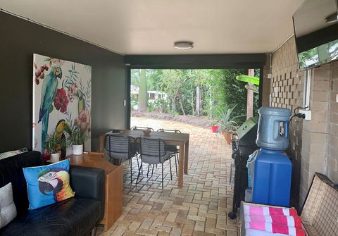 The Canungra Motel - Queensland Tourism 2