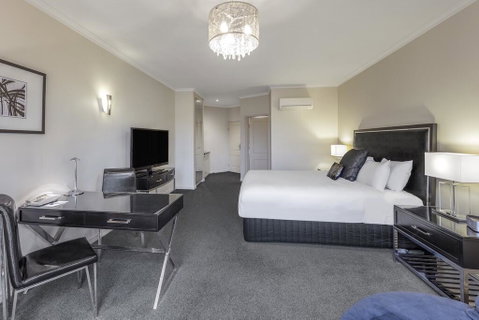 The Carrington Hotel - QLD Tourism 3