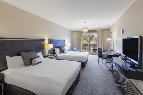 The Carrington Hotel - QLD Tourism 1