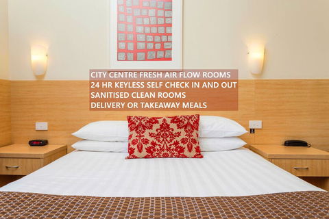 The Club Motel And Apartments - Queensland Tourism 0