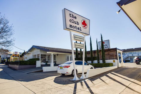 The Club Motel And Apartments - Queensland Tourism 2