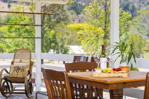 The Cottage On Lamington - Queensland Tourism 1