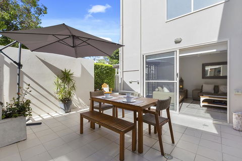 The Courtyards On Hill St - QLD Tourism 0